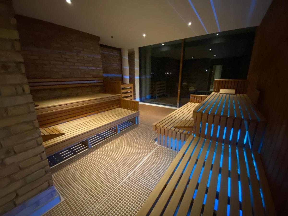 Avella "Sundowner" Mit Meerblick, Innenpool Und Eigener Wallbox Binz Bagian luar foto